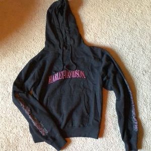 Women’s medium Harley Davidson hoodie
